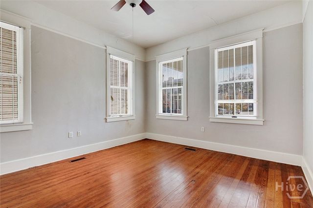 214 W Park Avenue W, Savannah, GA 31401