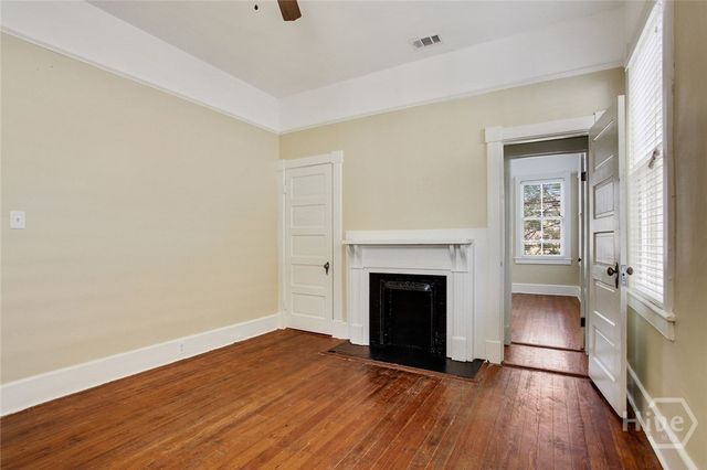 214 W Park Avenue W, Savannah, GA 31401