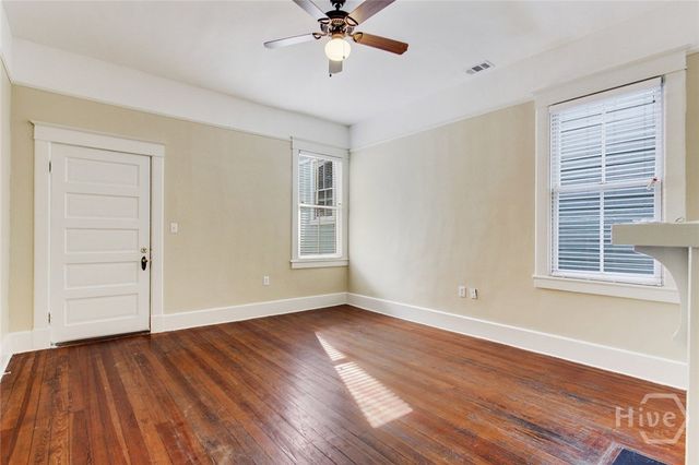 214 W Park Avenue W, Savannah, GA 31401