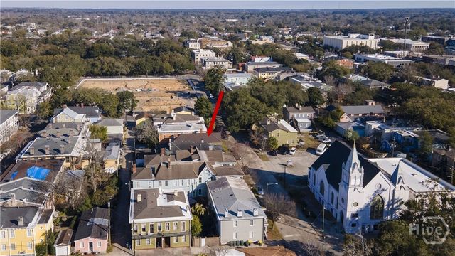 214 W Park Avenue W, Savannah, GA 31401