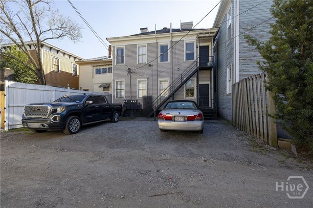 214 W Park Avenue W, Savannah, GA 31401