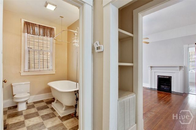 214 W Park Avenue W, Savannah, GA 31401