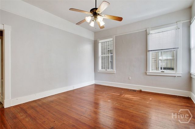 214 W Park Avenue W, Savannah, GA 31401