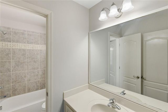 4728 Moon Hollow Court, Buford, GA 30519