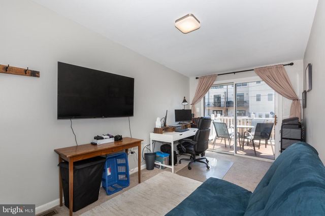 1217 S CLINTON ST, Baltimore, MD 21224