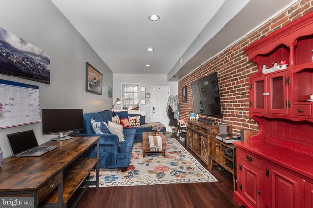 1217 S CLINTON ST, Baltimore, MD 21224