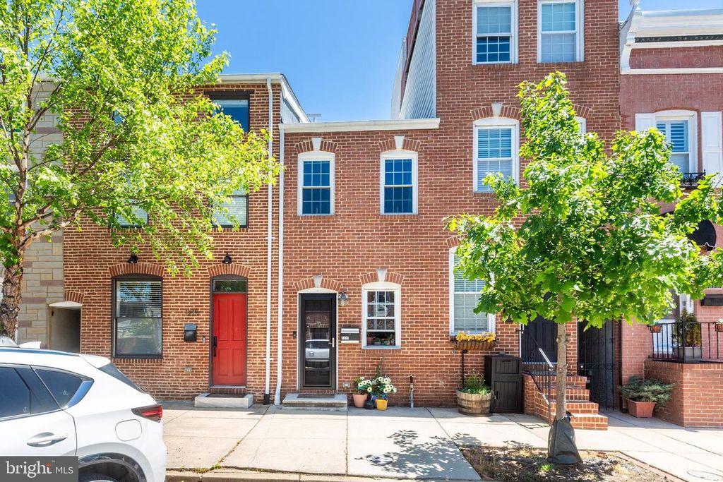 1217 S CLINTON ST, Baltimore, MD 21224