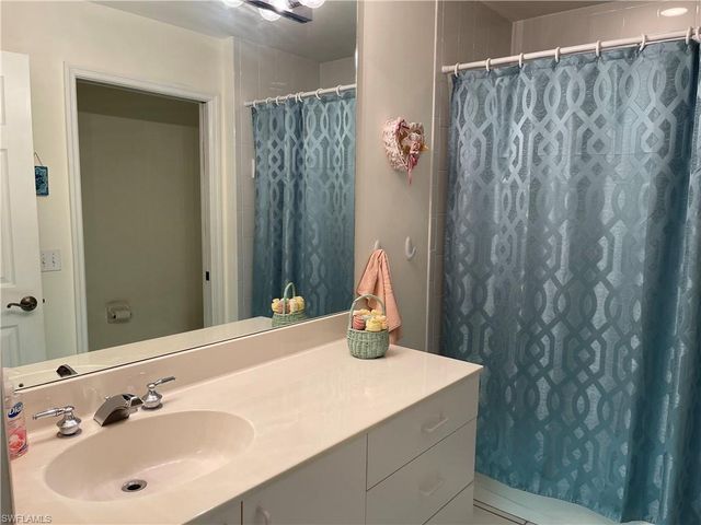 6590 Beach Resort DR 305, Naples, FL 34114
