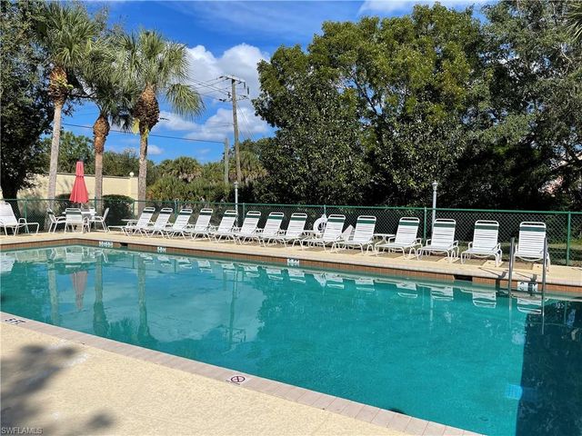 6590 Beach Resort DR 305, Naples, FL 34114
