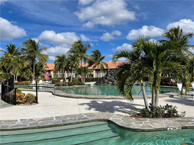6590 Beach Resort DR 305, Naples, FL 34114