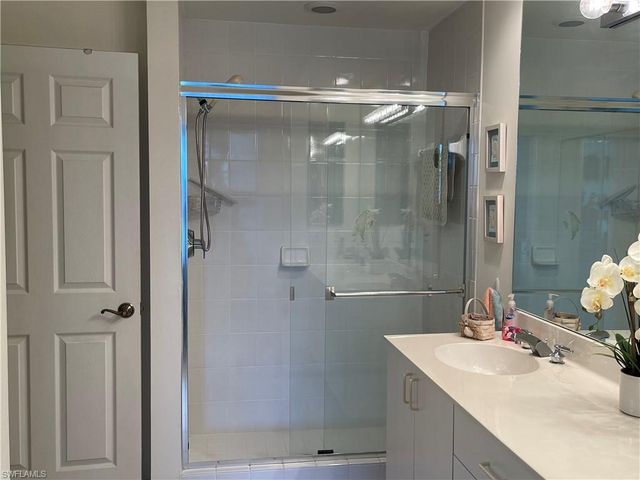 6590 Beach Resort DR 305, Naples, FL 34114