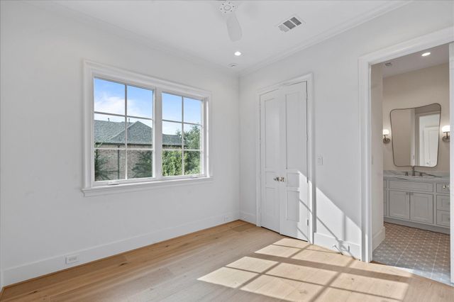 4255 S Judson, West University Place, TX 77005