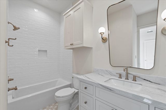 4255 S Judson, West University Place, TX 77005