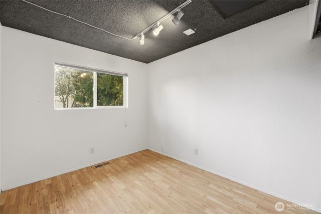 33136 35th Avenue SW, Federal Way, WA 98023