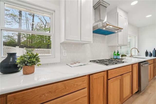 6335 Aberdeen Drive NE, Atlanta, GA 30328