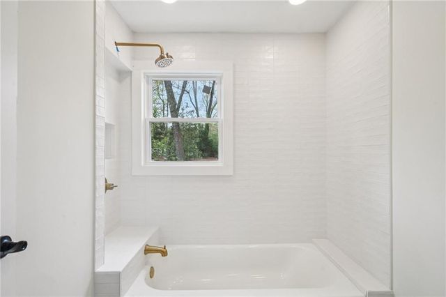 6335 Aberdeen Drive NE, Atlanta, GA 30328