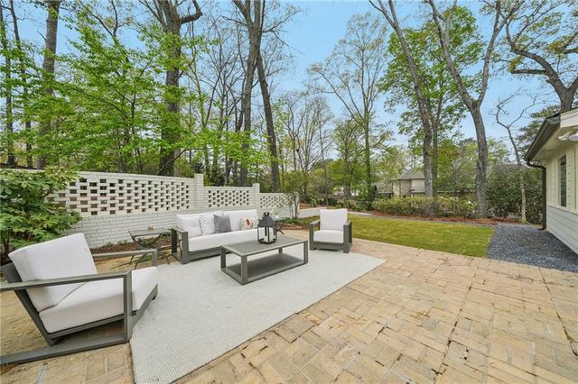6335 Aberdeen Drive NE, Atlanta, GA 30328