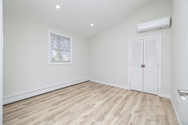 29 West Avenue, Hicksville, NY 11801