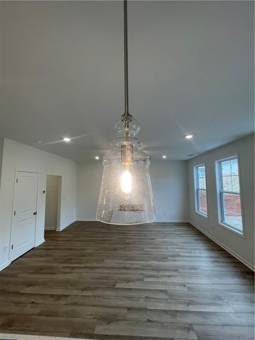 8 Gateway Drive, Central, SC 29630