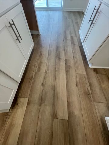 8 Gateway Drive, Central, SC 29630