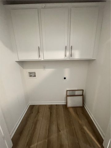 8 Gateway Drive, Central, SC 29630