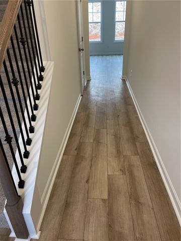 8 Gateway Drive, Central, SC 29630