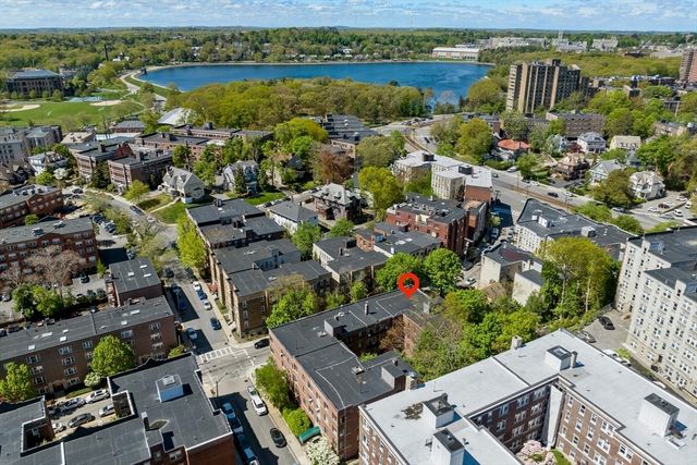 97 Strathmore Rd 8, Boston, MA 02135