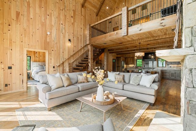 11758 Chatsworth Hwy, Ellijay, GA 30540