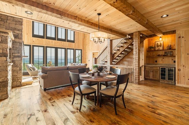 11758 Chatsworth Hwy, Ellijay, GA 30540