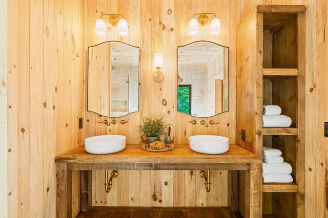 11758 Chatsworth Hwy, Ellijay, GA 30540