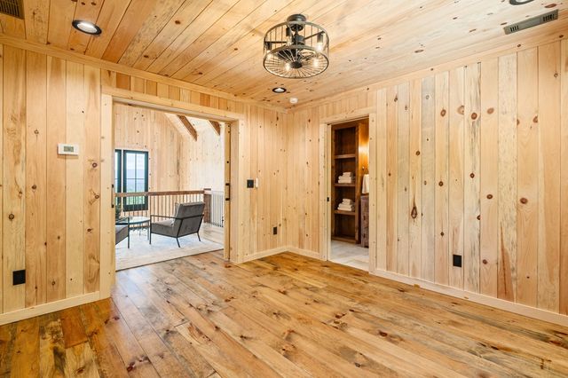 11758 Chatsworth Hwy, Ellijay, GA 30540