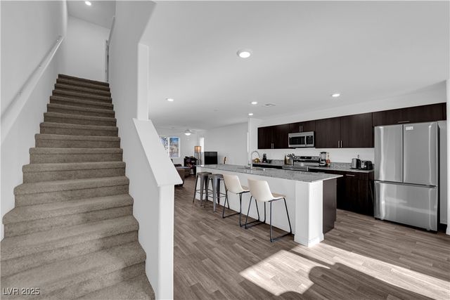 2953 White Selzter Court, Las Vegas, NV 89122