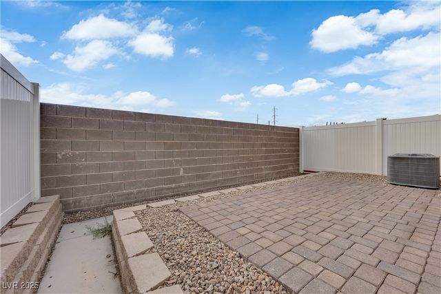 2953 White Selzter Court, Las Vegas, NV 89122