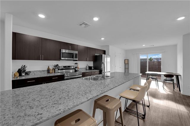 2953 White Selzter Court, Las Vegas, NV 89122