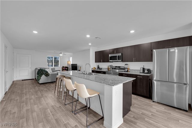 2953 White Selzter Court, Las Vegas, NV 89122