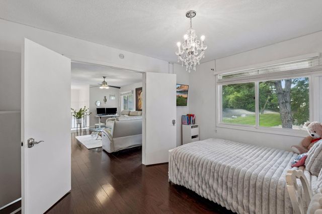 9535 Hartford Circle, Eden Prairie, MN 55347