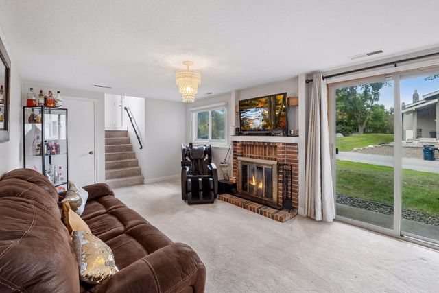 9535 Hartford Circle, Eden Prairie, MN 55347