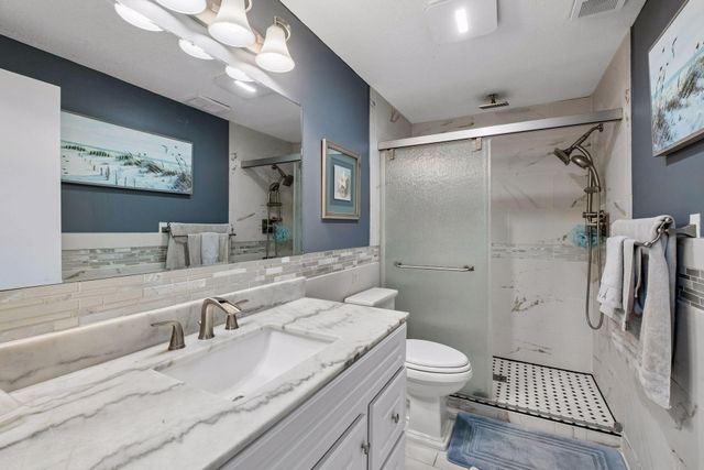 9535 Hartford Circle, Eden Prairie, MN 55347