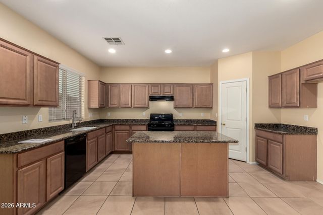 2321 W BONANZA Lane, Phoenix, AZ 85085