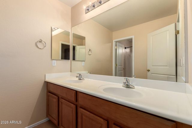 2321 W BONANZA Lane, Phoenix, AZ 85085
