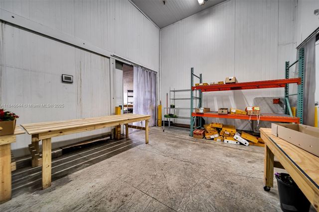 8224 NW 30th Ter 24, Doral, FL 33122