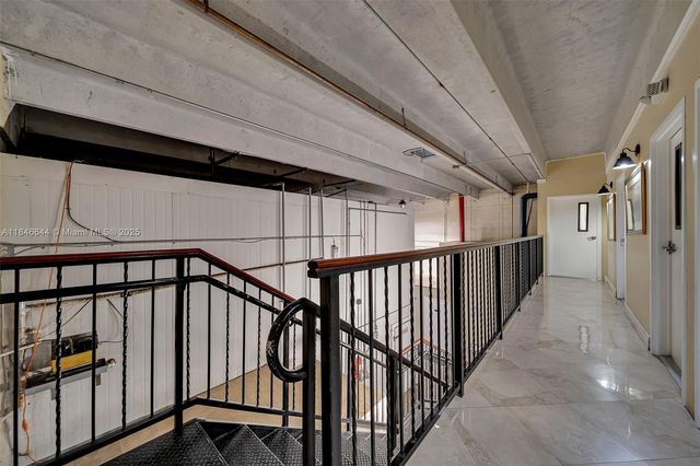 8224 NW 30th Ter 24, Doral, FL 33122