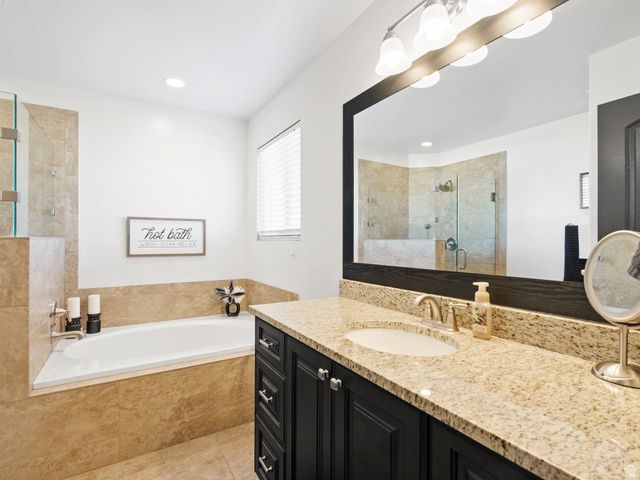 579 E COACH LN, Grantsville, UT 84029