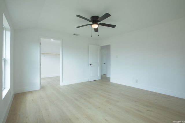 10210 Renova, San Antonio, TX 78214