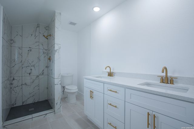 10210 Renova, San Antonio, TX 78214