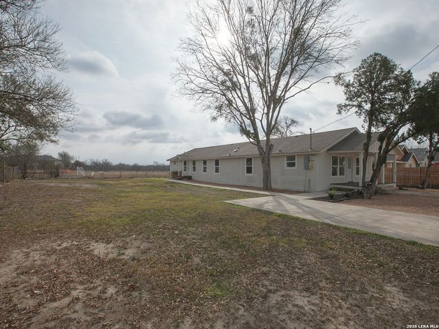 10210 Renova, San Antonio, TX 78214