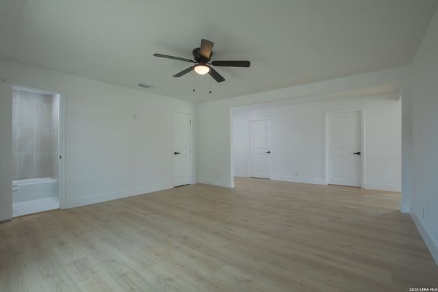 10210 Renova, San Antonio, TX 78214