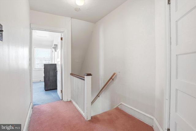 2720 SAINT MARYS RD, Ardmore, PA 19003