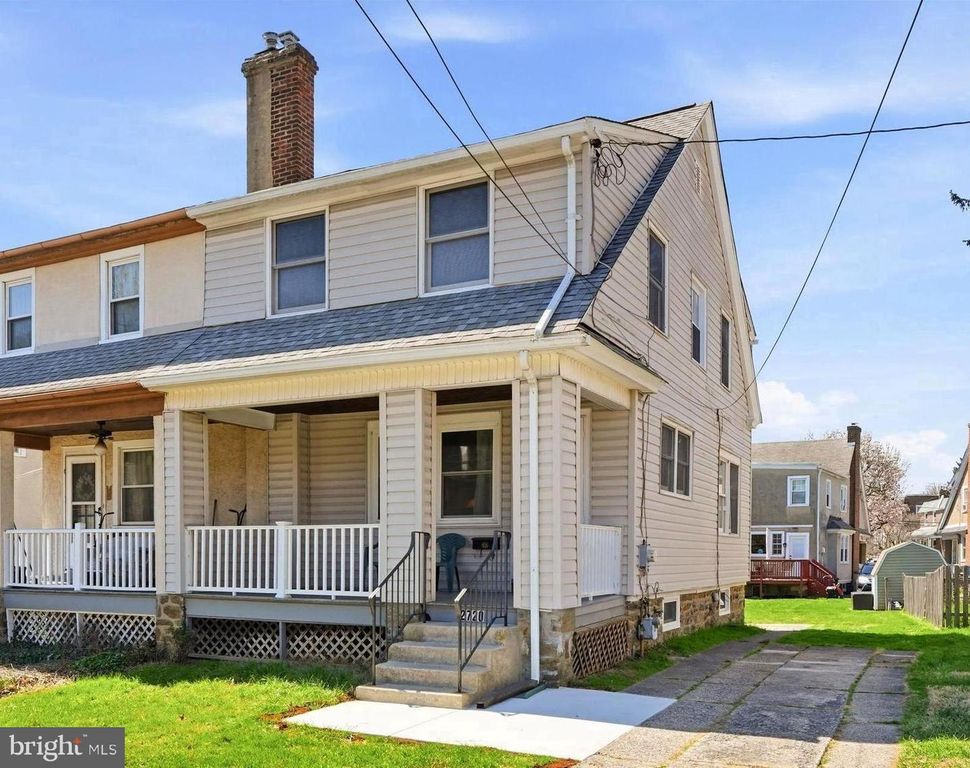 2720 SAINT MARYS RD, Ardmore, PA 19003