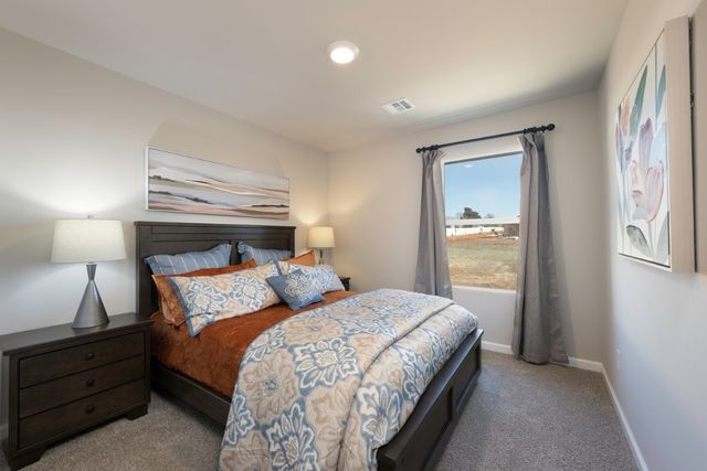 9049 NW 149th Street, Yukon, OK 73099